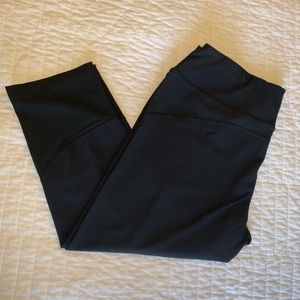 2 for 10! Black Capri Workout Leggings